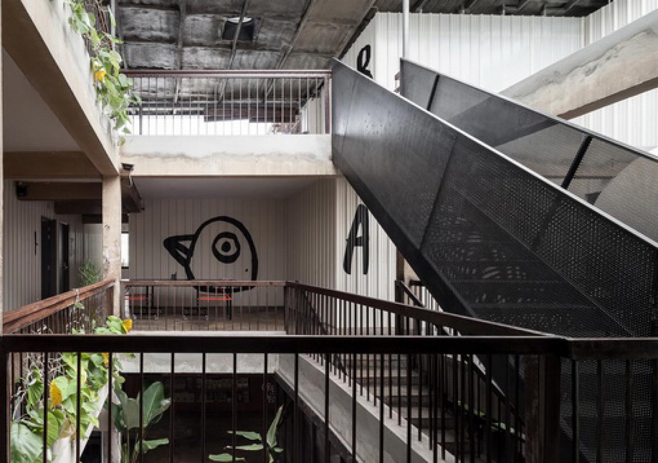 Thunder Bird Hostel Chiang Mai Luaran gambar