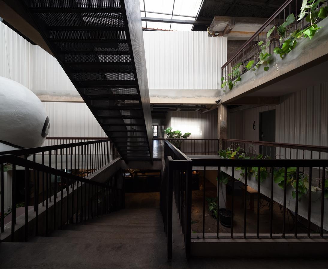 Thunder Bird Hostel Chiang Mai Luaran gambar
